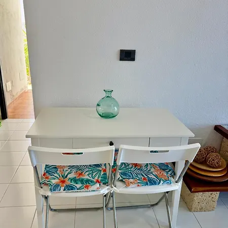 Sunny Cristianos- Sea View Апартаменты Лос Кристианос